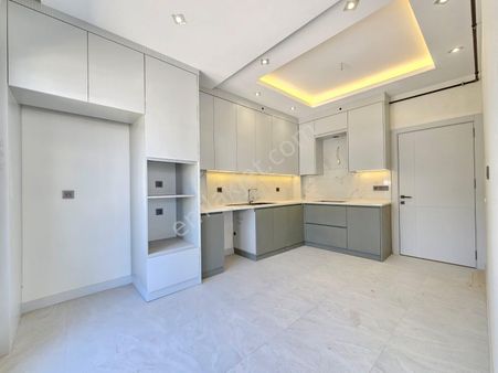 Denizli Yenişafak Ta 3+1 160 M2 Ferhatlar Kolejine Yakın Panjurlu Lüks Satılık Arakat Daire