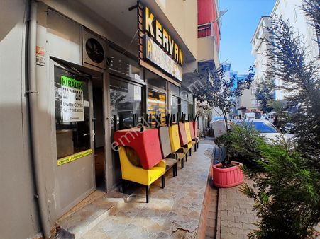Sancaktepe Kiralık 70m² Giriş Dükkan Merkezi Konumda