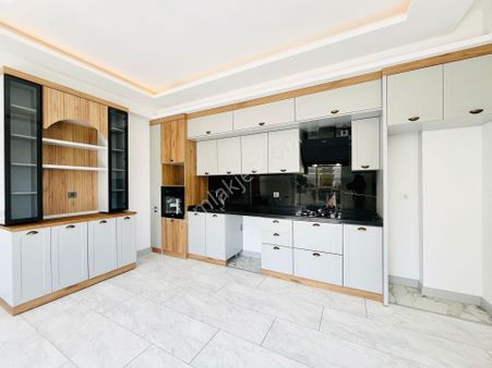 Yükselden Güre'de Satılık Aşık Olacağınız Üç Cepheli Satılık 2+1 Daire!