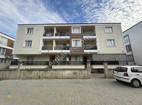 Aydın Nazilli İsabeyli Mahallesinde Balkonlu Satılık 1+1 Daire