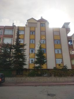 Işıklar Mahallesinde Kiralık Yüksek Zemin 3+1 Daire