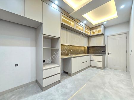 Denizli Selçukbey De 2+1 Tank Meydanına Yakın Lüks Satılık Daireler