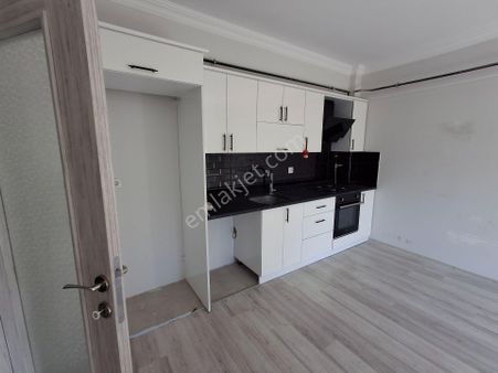 Düzce Cedidiye Çarşı İçi Yeni Bina 1+1 Satılık Arakat Daire