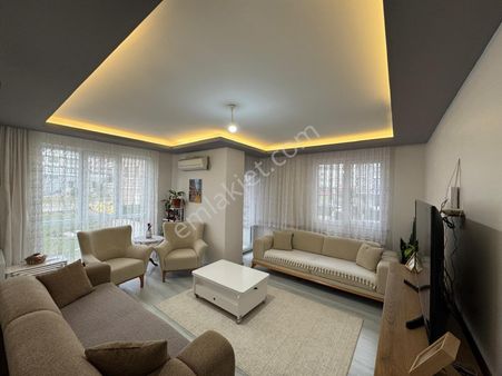 Sultanbeyli Adil Mahallesi 3+1 İskanlı Asansörlü 2 Yıllık Arakat