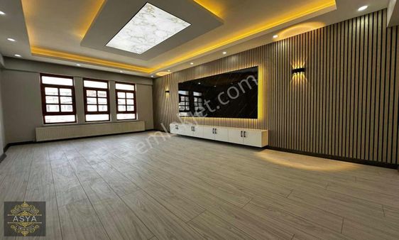 Ufuktepe Cadde Üzeri 2. Kat Ultra Lüks Yapılı 3+1 Ön Cephe