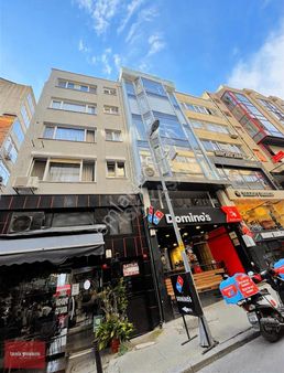 Nişantaşı Valikonağı Caddesi'ne Komşu 2+1 Kiralık Ferah Daire