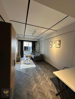 Atakumda Deniz Manzaralı Havuzlu Cambalkonlu Kombili 1+1