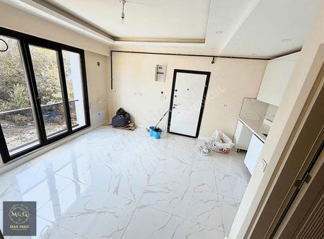 Belediye Karşısı Ultralüks Sıfır Yapım 1+1 Arakat Daire