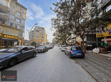 Gebze Çarşıda Ön Cephe Ara Kat 3+1 Satılık Daire