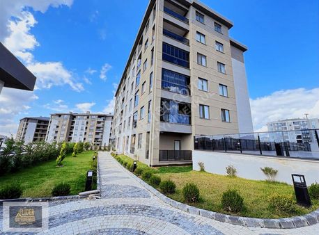 Lider'den Çerkezköy Tepe'de Cumhuriyet Mah.3+1 Net160m²lüxsdaire