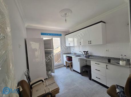 Hüsnü Karakaş Mah.de 2+1 Arakat Yeni Bina Hastane Yakını İskanlı