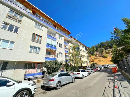 Karahan Emlak'tansigortasokakta Kiralık 3+1 Daire*3.kat*130 M²