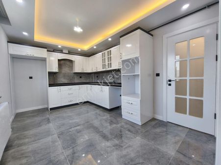 Truva/nazım Demirci'den Gökdelenler Bölgesi Satılık 3+1 Lüks D.