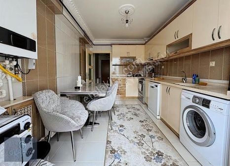 Epa Dan 340 Cadde Üzeri Çift Balkonlu Ebevyn Banyolu Geniş Daire