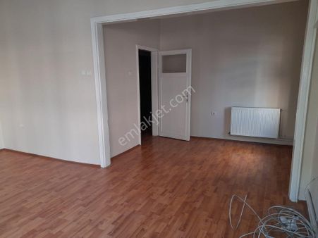 Çankaya ,cebeci"de ,bağımsız ,kombili ,ön Güney