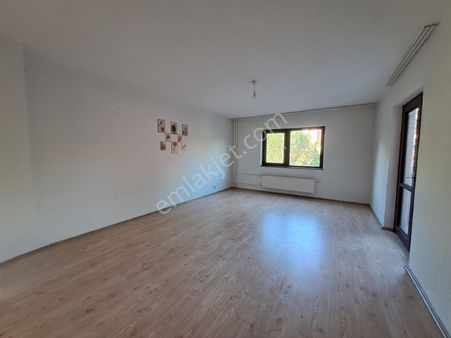 Halkalıda Kiralık 2+1 ,ünıversıte, Hastane,toplu Taşıma Dıbı