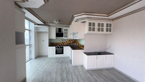 Ra Gayrimenkul Akşemsettin Mh.havuzlu Site İçerisinde Satılık 4+1 Daire