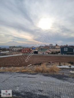 Güneşli'de 487 M2 2 Kat Müsadeli Temiz Villa Parseli