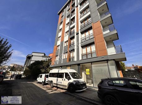 Gokhandan Yatırıma Uygun Alemdağ Caddesine Cephe 60 M2 İş Yeri