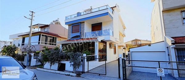 Eşyalı Triplex Villa