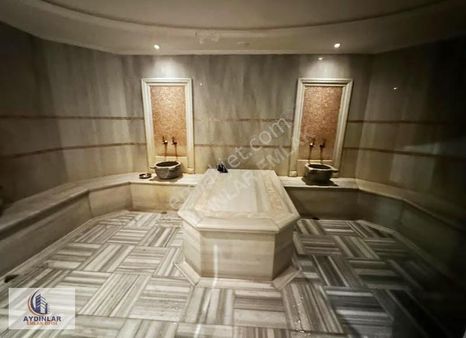 Zeytinburnu The İstanbul Razidance Sitesinde Satılık 1+1 Daire