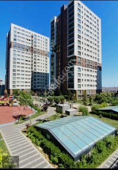 Tem Avrasya'da 2+1 Eşyalı Kiralık Daire