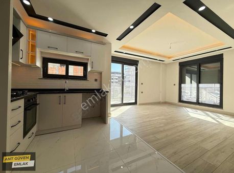 Kaymakamlık Yakını 1+1 60 M2 Cam Balkon Full Eşyalı