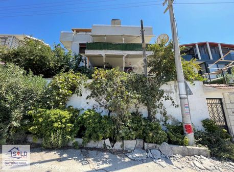 Urla Kalabak' Ta Merkezi Konumda Kiralık Daire