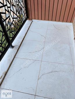 Kuşadası Davutlar Mahallesi 1+1 Ara Kat Satılık Sıfır Daire