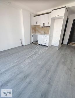 Davutlar Pazar Yeri Civarı Fırsat 1+1 Arakat Daire