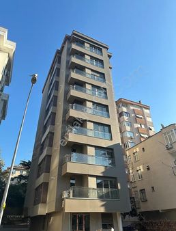 Century21 Star'dan Kozyatağı Kozzy Avm Yakınında 42 M2 Net 1+1