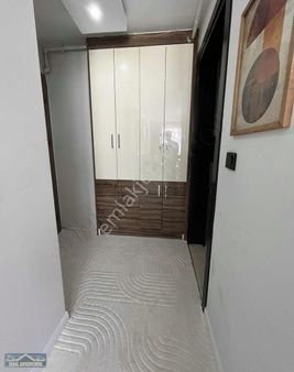 Üniversite- Asmalıevler Mevkiinde Satılık 1+1 Ara Kat Apart