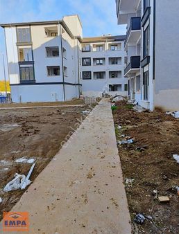 Çiçeklidede De Satılık 2+1 Daire