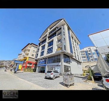 Adliye Yakını Sıfır Bina