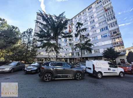 Acıbadem Caddesi Altı Açık Otoparklı Klimalı Ferah 3+1