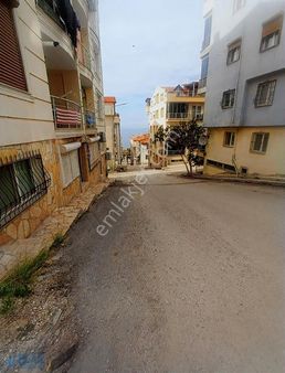 Gazipaşada Yüksek, Zemin İki Oda Bir Salon Daire.