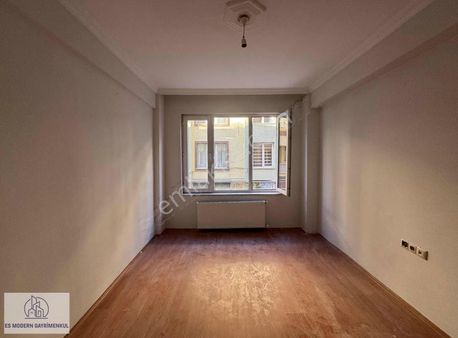 Sütlüce Mh. Cuma Kapısı Yürüme Mesafesi 1+1 Daire