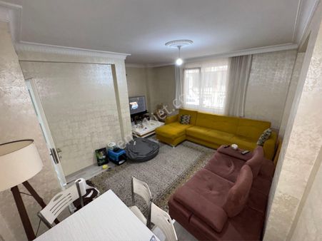 Zafer Yapıdan Satılık Yüksekgirişkat Daire 1+1 80m2 Balkonlu 8-9yaş İstanbul Sultangazi İsmetpaşa Mh