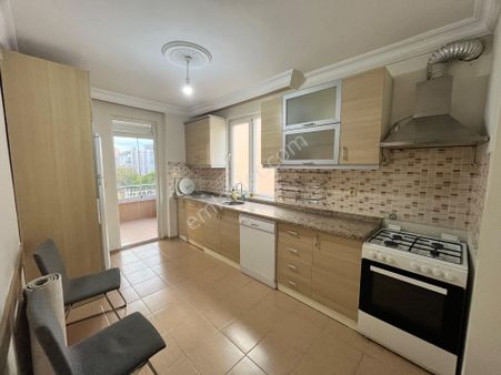 Meydana Yürüme Mesafesinde Arakat Eşyalı 2+1