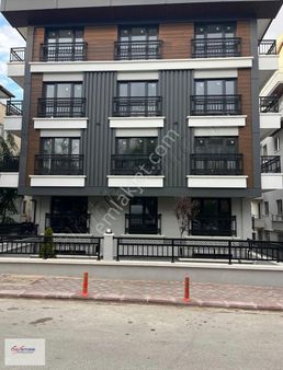 Emek'te B.a.l. Karşısı Özel Bahçe Teraslı Sıfır 1+1 Daire