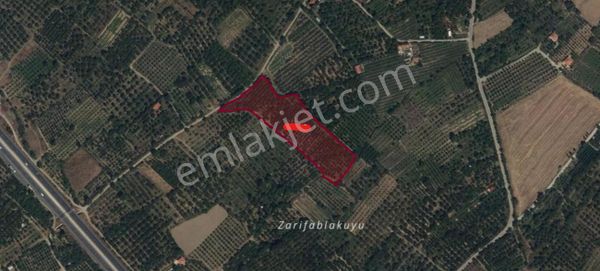 A-k Emlaktan Atakentte Yolu Suyu Olan 7892 M2 Satılık Tarla