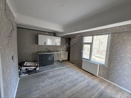 Balıkayağı’nda 1+1 Satılık Daire