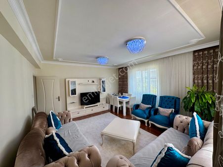 -acil-kaplan Düğün Salonuna Yakın Satılık 3+1 Daire