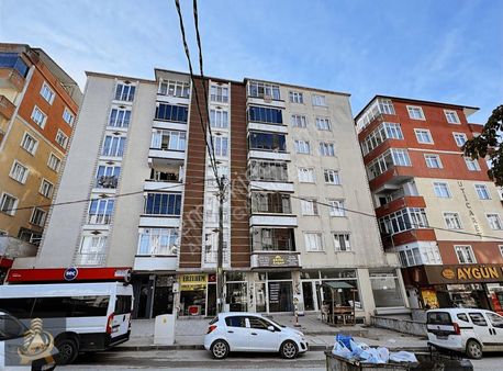 Akçil'den \ Kızılpınar Mh. Satılık 3+1 Ara Kat İskanlı Daire