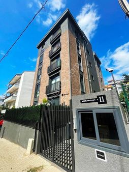 Mertcan Dan Yakacık Meydana Yürüme 2+1 Ankastreli - İskanlı Tapu Masrafsız