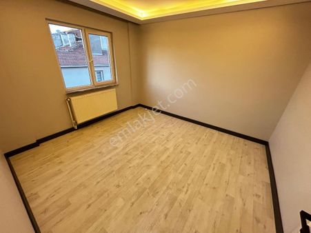 Sincan Mareşal Çakmak Mah 3+1 Lüks Yapılı Bağımsız Katta Daire