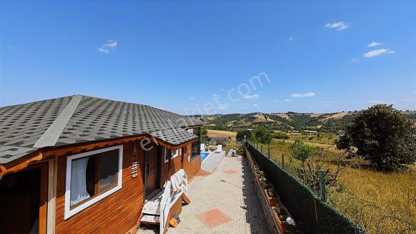 Kocaeli Körfez Naip Köyde 1460 M2 Havuzlu Lüx Müstakil Ev