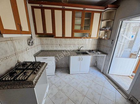 Aydın Mah. Ali Akatlar Okulu Yakını 3+1 Bakımlı D.gazlı Kiralık
