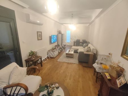 Emlak Dünyasından Bağdat Cad.üstünde 2+1 Fırsat Daire