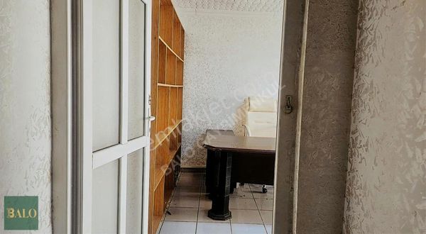 Balo Gayrımenkul'den Markantalya Arkası İşhanında Eşyalı Ofis